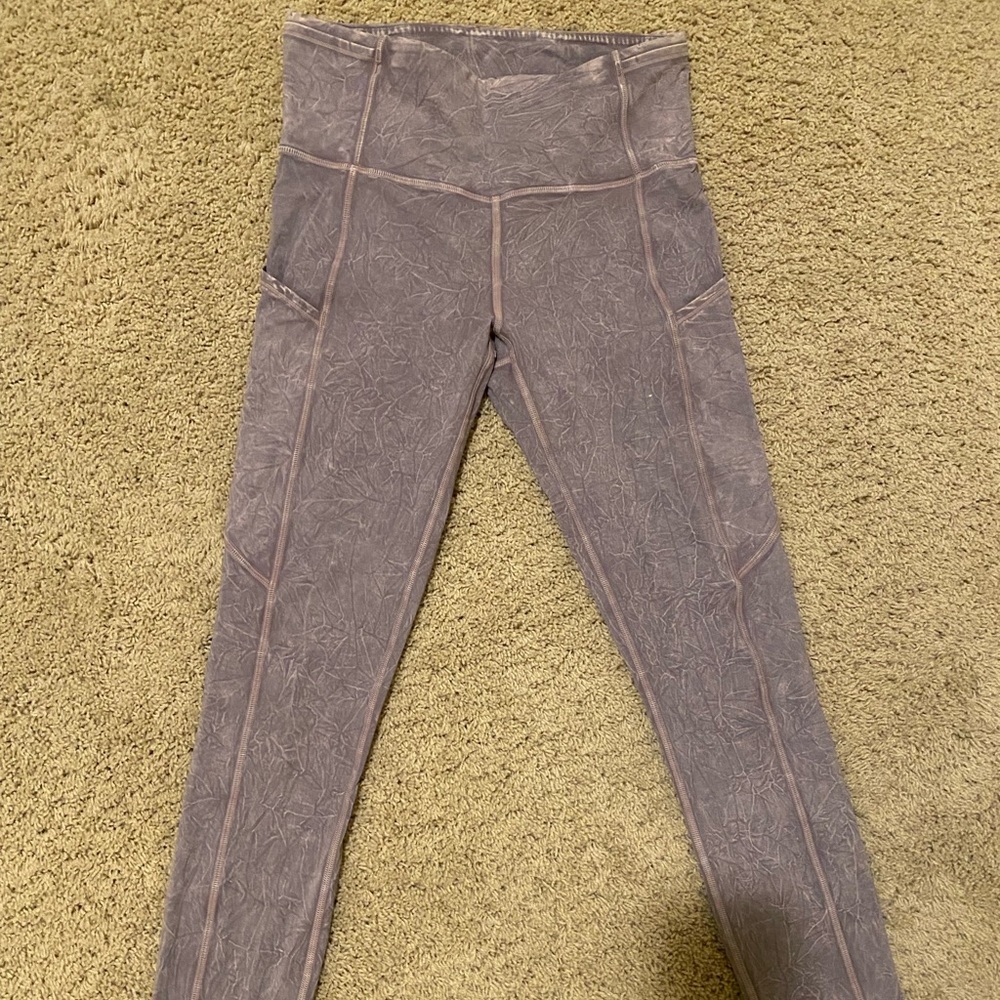 Lululemon Fast and Free Tight 25”. Ice Wash Violet Verbena